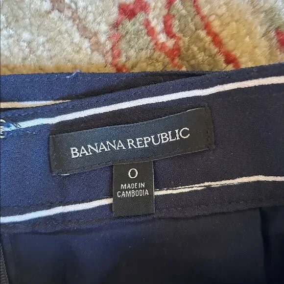 Banana Republic Striped A-Line Skirt in Navy and White - Picture 9 of 13